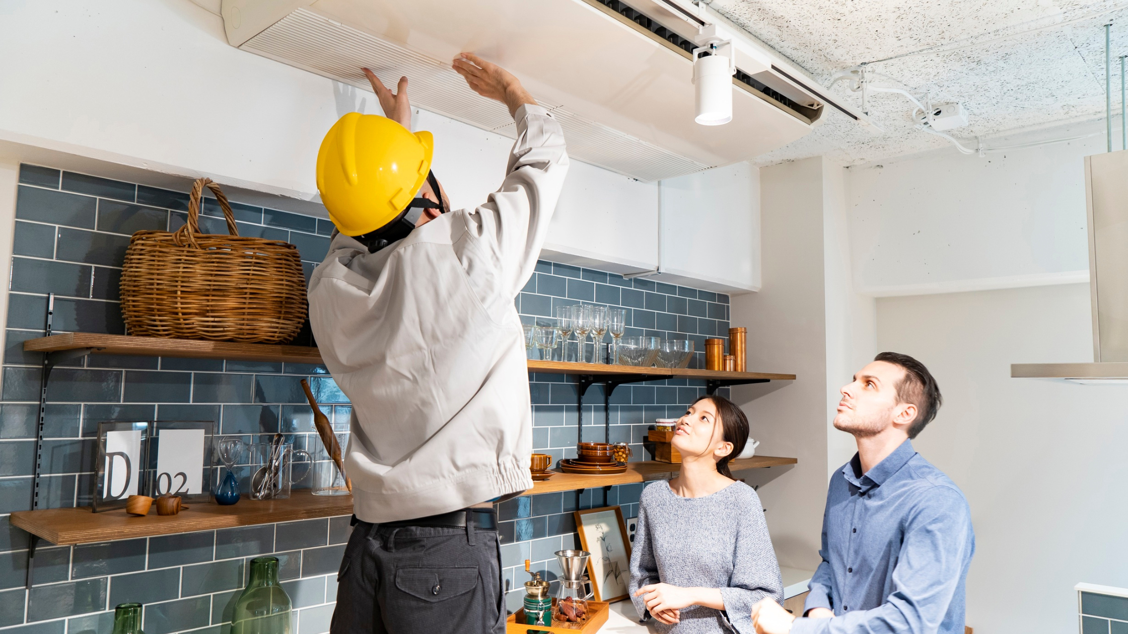 Maintenance is one of the biggest challenges landlords face. From emergency plumbing issues to routine repairs, maintenance requests can quickly become overwhelming—especially for landlords managing multiple properties. This is one reason many owners hire professional property managers. In this guide, we’ll explain how property managers handle maintenance and repairs and why having systems in place helps protect rental properties and improve tenant satisfaction.